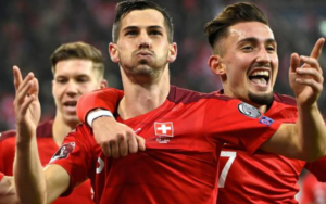 Vượt qua "ngưỡng cửa" vòng 16 đội để tái lập kỳ tích lọt vào tứ kết sau hơn 70 năm