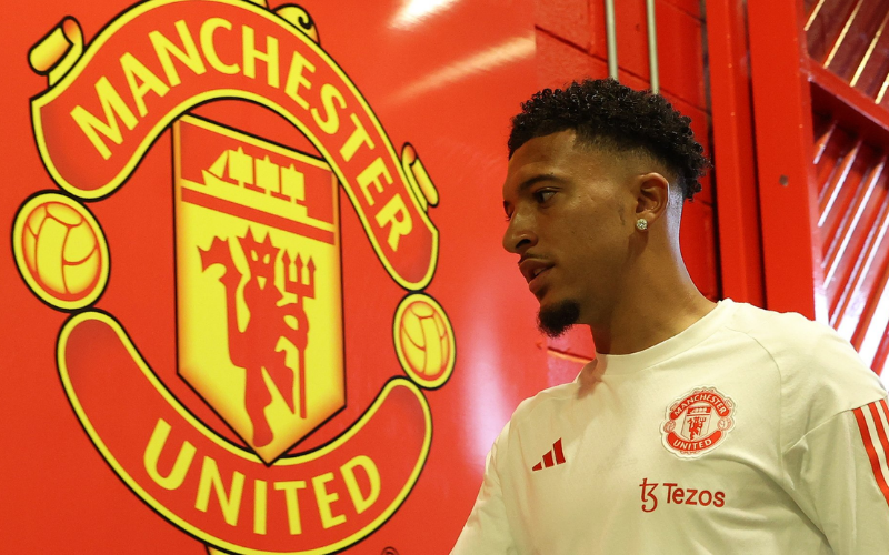 Jadon Sancho gặp khó khăn trong việc thích nghi tại MU