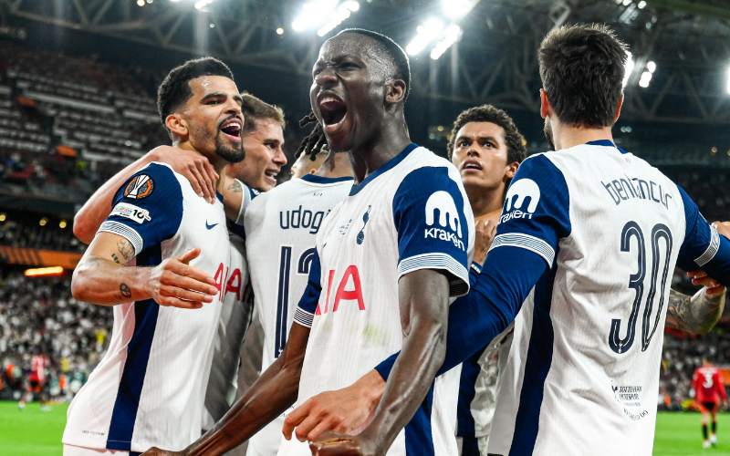 Tấn công mạo hiểm và pressing nghẹt thở