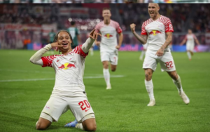 Phía bên kia chiến tuyến, Union Berlin hành quân tới Leipzig mà không có sự phục vụ của một số trụ cột như Skov và Ouedraogo do chấn thương cơ và đầu gối.