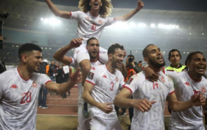 Chiến lược thi đấu: Khối bê tông Carthage và phản công chớp nhoáng