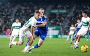 Lịch sử đang đứng về phía đội khách khi trong trận lượt đi vào tháng 9/2025, Elche đã giành chiến thắng tối thiểu 1-0.