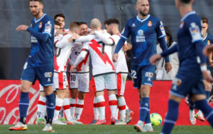 Trận đấu Rayo Vallecano vs Espanyol sẽ là cuộc đấu trí đỉnh cao giữa hai triết lý bóng đá tương đồng.