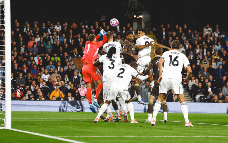 Brentford sẽ tìm cách phá vỡ cấu trúc của Fulham bằng pressing và tranh chấp mạnh mẽ