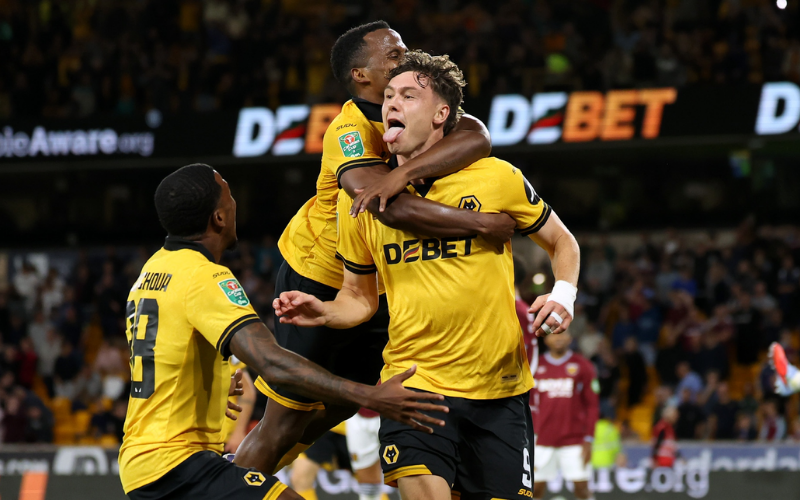 Wolves chơi với cấu trúc rất chặt chẽ