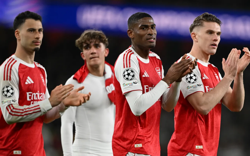 Một điểm đáng chú ý là Arsenal không còn “vỡ trận” dễ dàng như trước