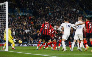 Bournemouth có xu hướng tận dụng bóng bổng trong khi Leeds lại sử dụng tốc độ và các pha phối hợp nhanh