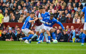 Sunderland không hề nao núng sau khi bị dẫn bàn