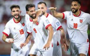 HLV Jamal Sellami đã hoàn thiện lối chơi phòng ngự phản công dựa trên sơ đồ 3-4-2-1 hoặc 5-4-1 cực kỳ biến ảo