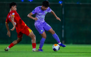 U17 Việt Nam nhập cuộc với hệ thống phòng ngự cực kỳ chặt chẽ.