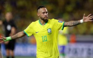 Neymar vẫn là cái tên được nhắc đến nhiều nhất mỗi khi tuyển Brazil gặp khó khăn.