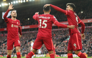Tại Anfield, Liverpool hiếm khi để đối thủ thoải mái chơi theo ý mình