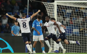 Truyền thông Ý cho rằng Napoli đang tự làm khó mình bởi những sai lầm lặp đi lặp lại