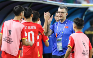 HLV Cristiano Roland được đánh giá cao nhờ khả năng xây dựng tập thể giàu tính kỷ luật
