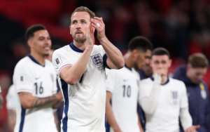 Harry Kane vẫn là đầu tàu trên hàng công và gần như không thể thay thế 