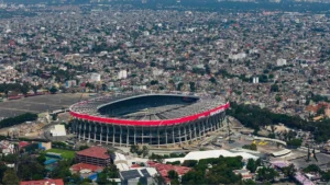 Thánh đường Azteca tại Mexico trở thành sân vận động đầu tiên trên thế giới có vinh dự 3 lần tổ chức trận khai mạc World Cup. 